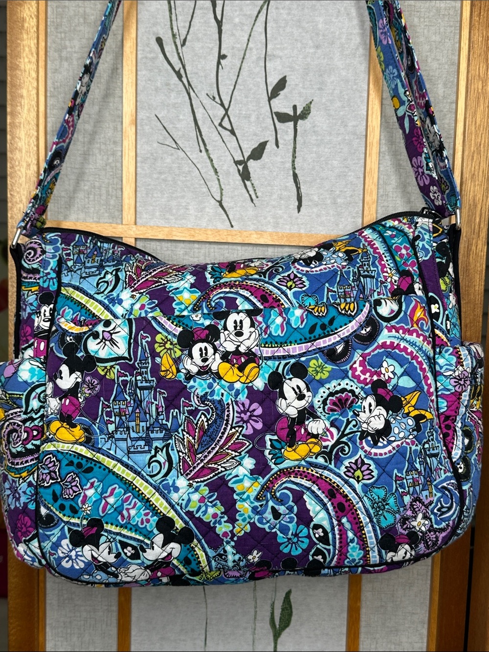 VERA BRADLEY Large, colorful On the Go Crossbody Bag - Picture 8 of 13